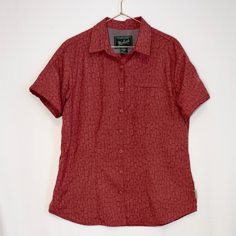 Woolrich Women’s Short Sleeve Button-Down Shirt in Brick Red ❤️
